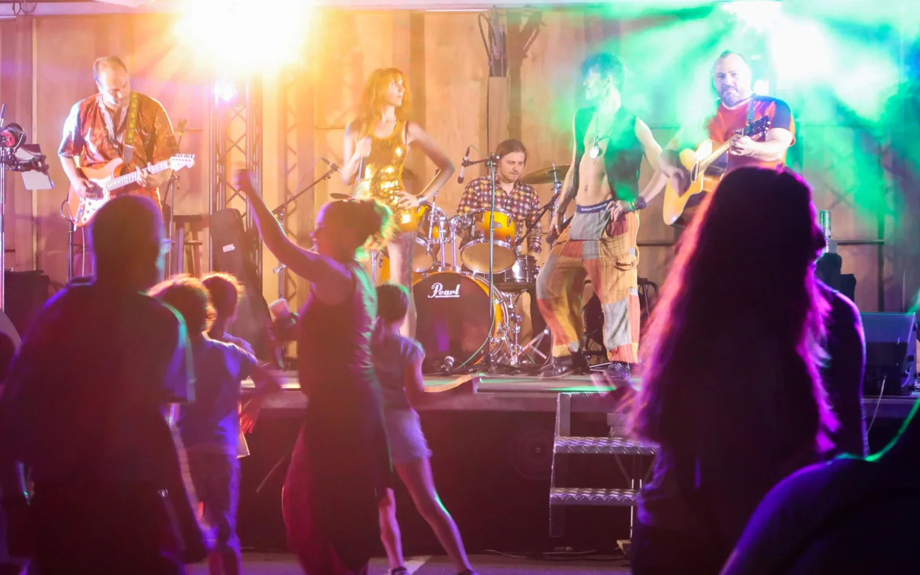 Laellou Watashi - Photo 1